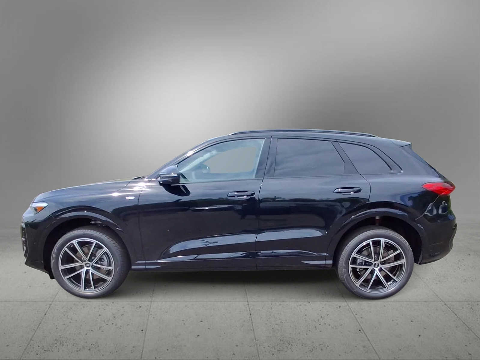 Thumbnail: 2026 Audi Q5 - 5