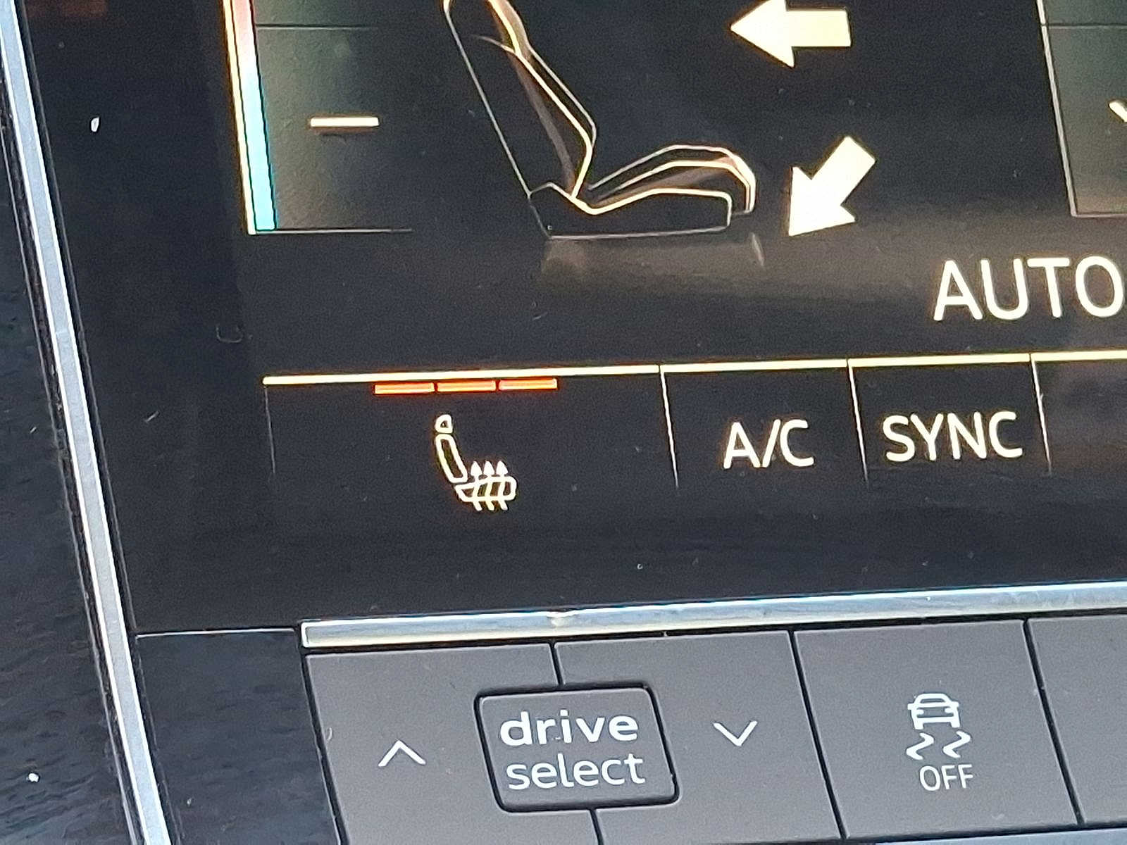 Thumbnail: 2025 Audi Q7 - 16