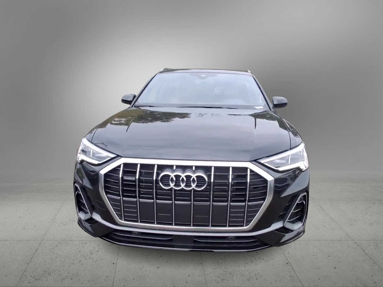 Thumbnail: 2025 Audi Q3 - 3