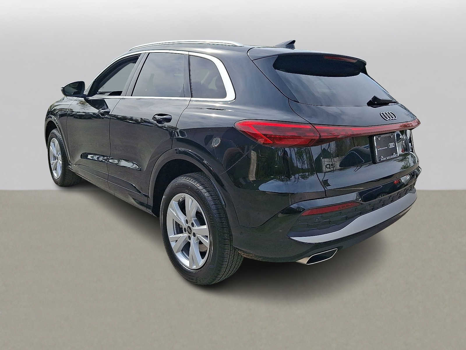 Thumbnail: 2025 Audi Q5 - 21