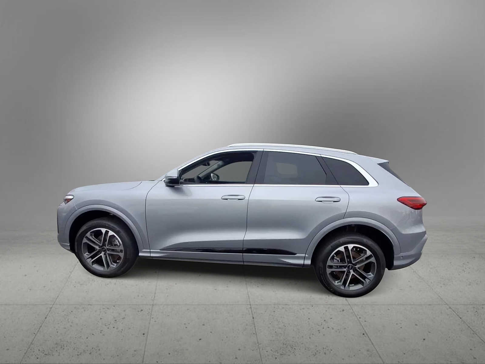 Thumbnail: 2025 Audi Q5 - 5
