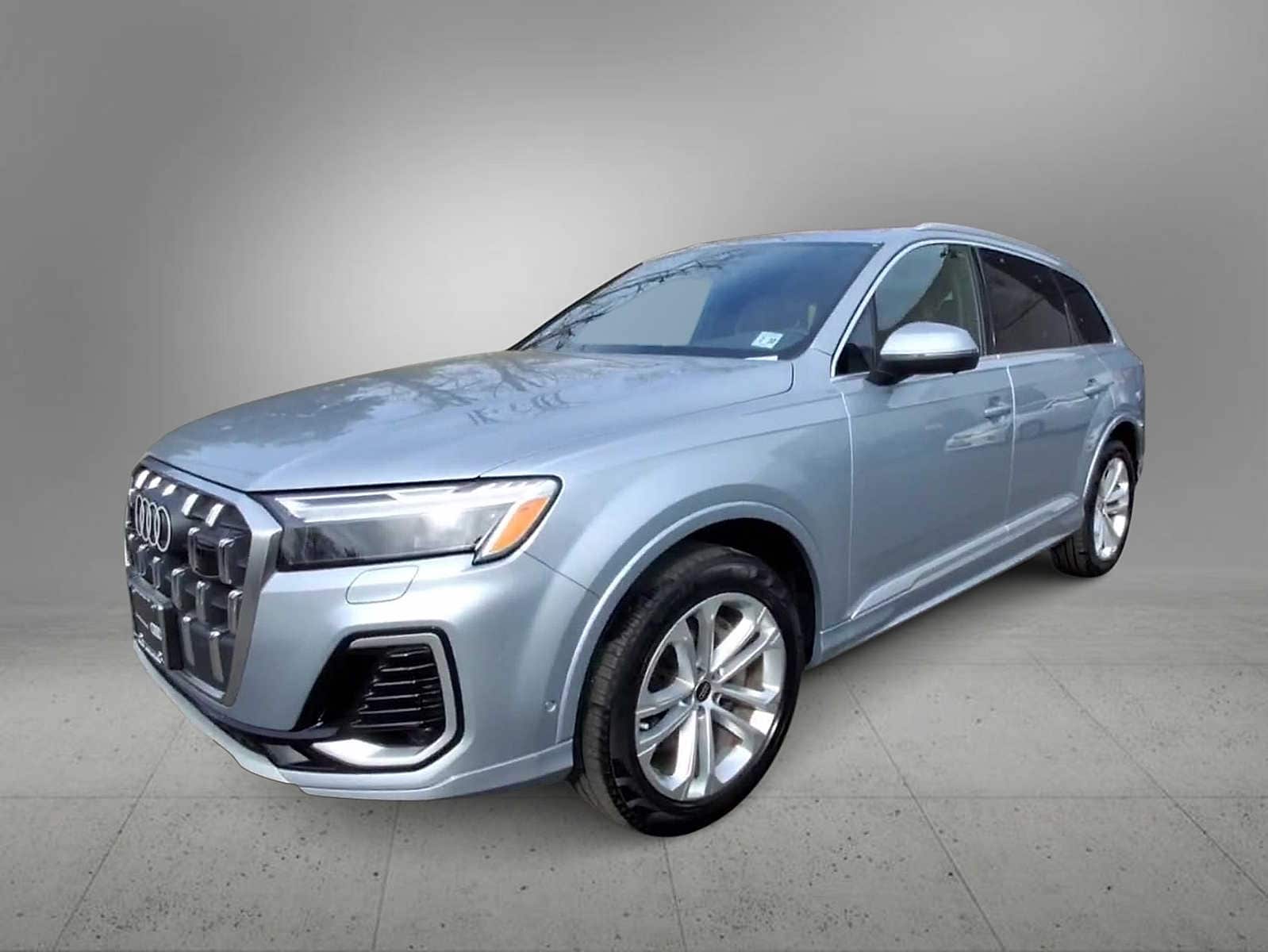 Thumbnail: 2025 Audi Q7 - 4
