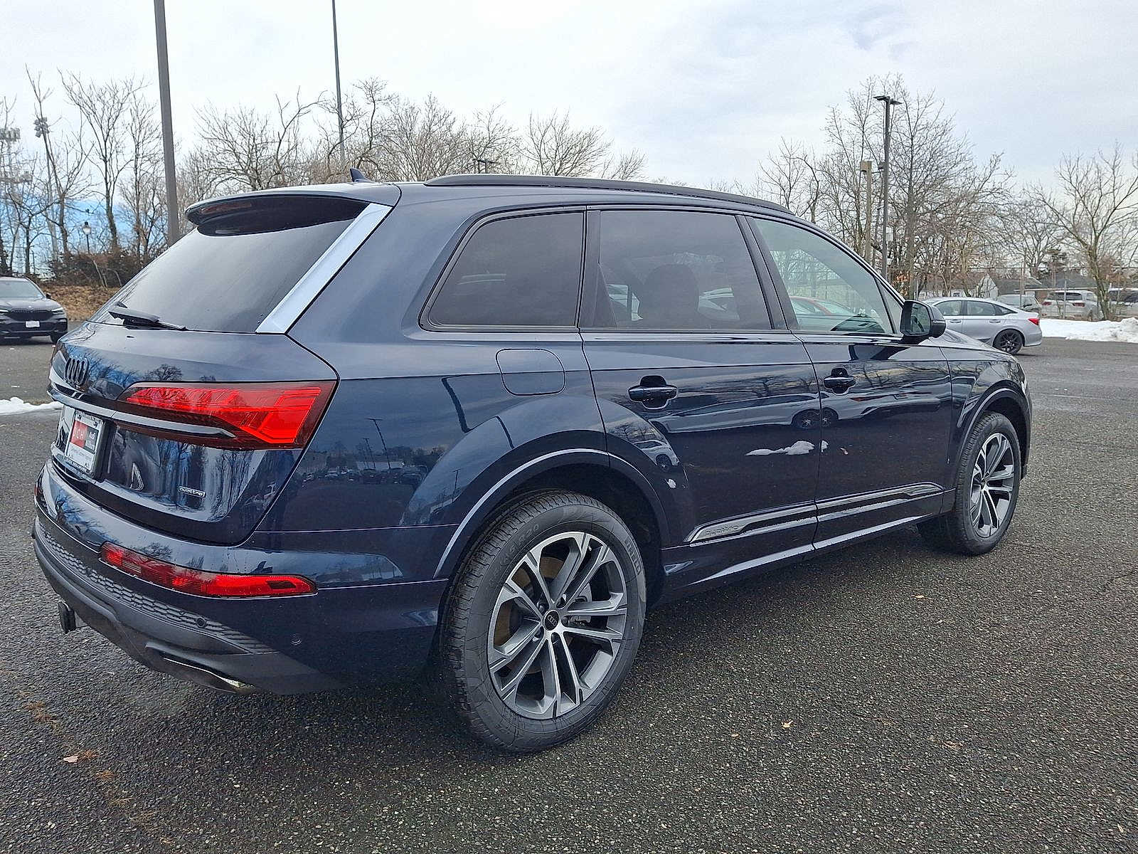 Thumbnail: 2026 Audi Q7 - 11