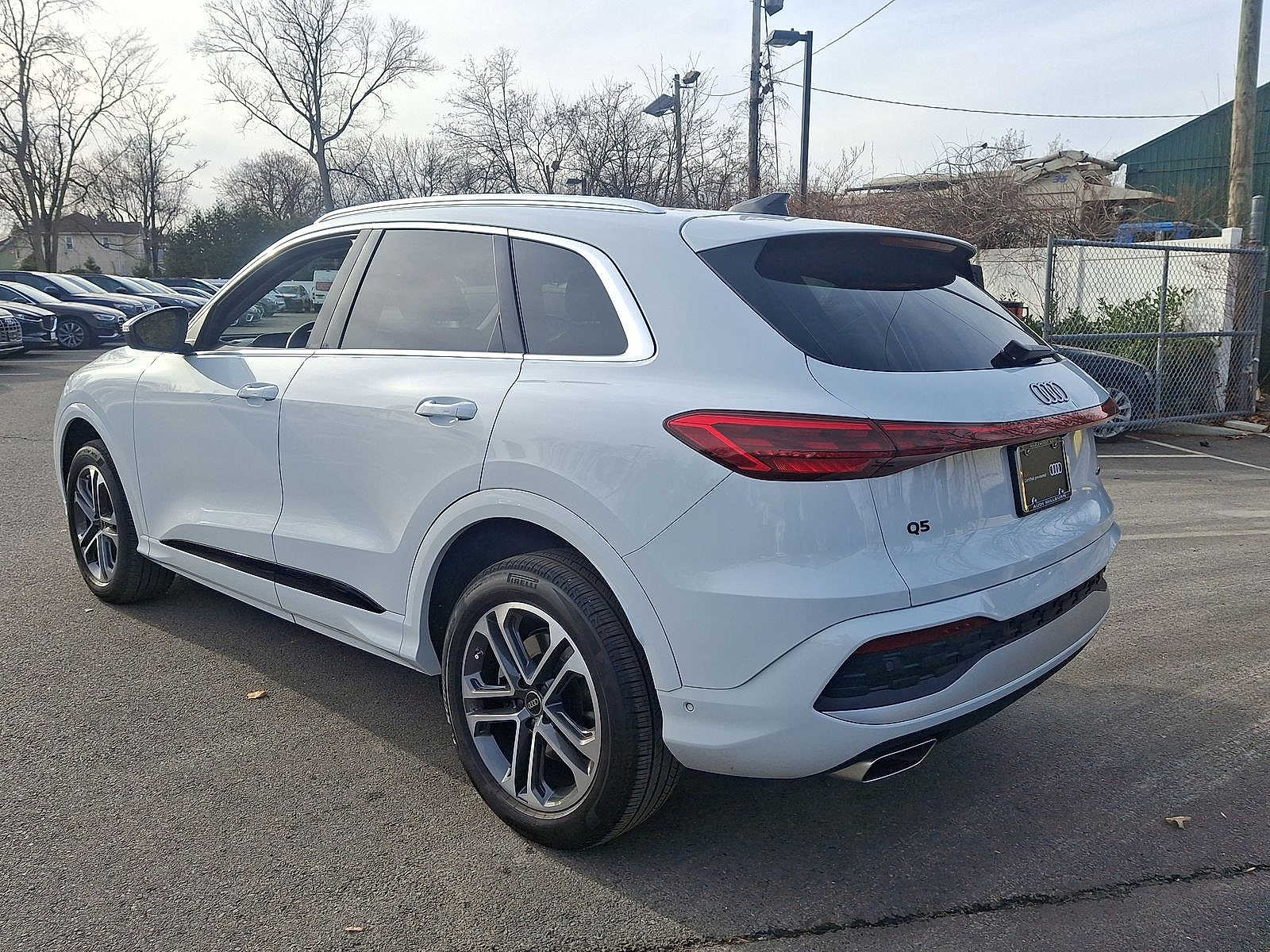 Thumbnail: 2025 Audi Q5 - 22