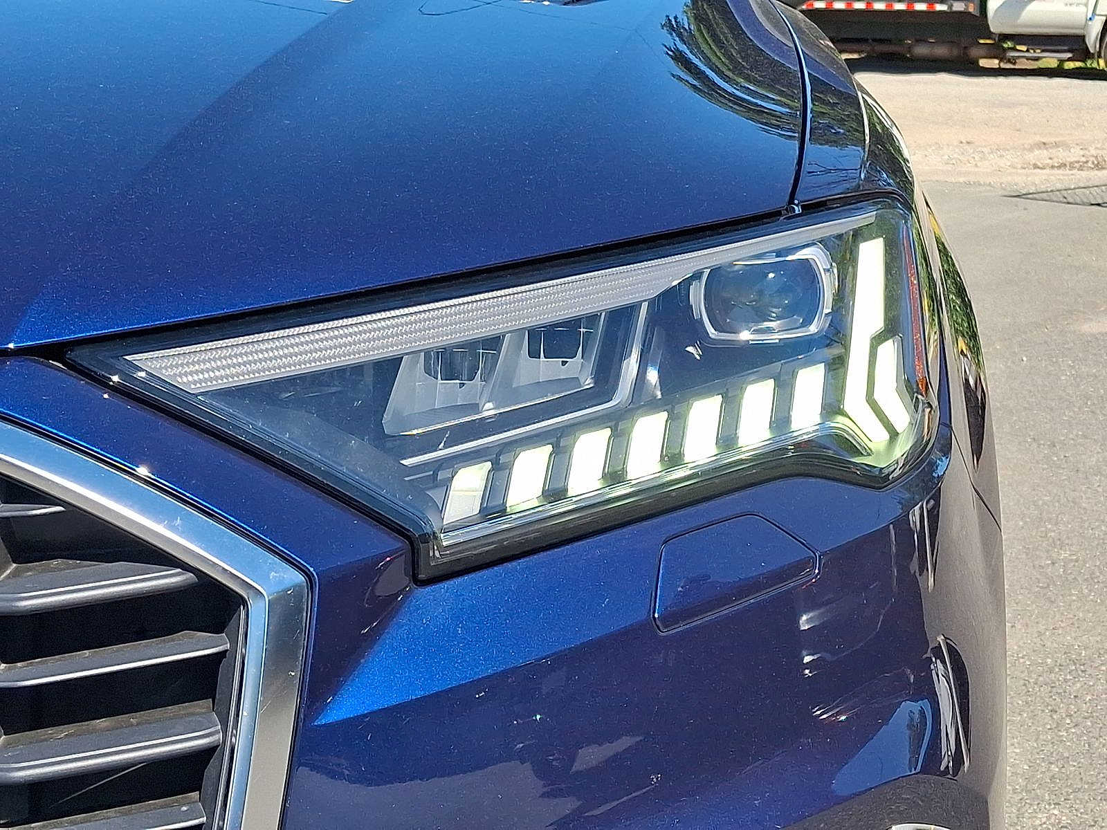Thumbnail: 2023 Audi Q7 - 33