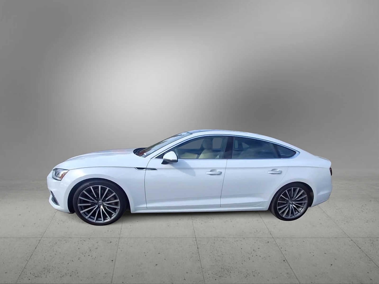 Thumbnail: 2019 Audi A5 - 5