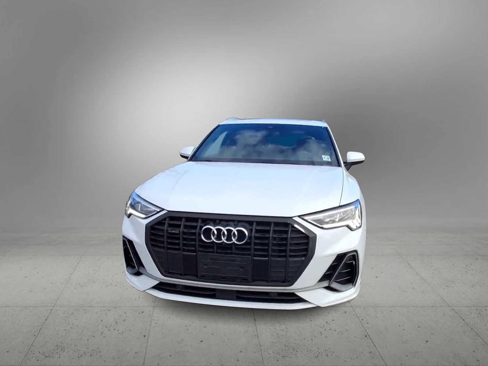 Thumbnail: 2022 Audi Q3 - 3