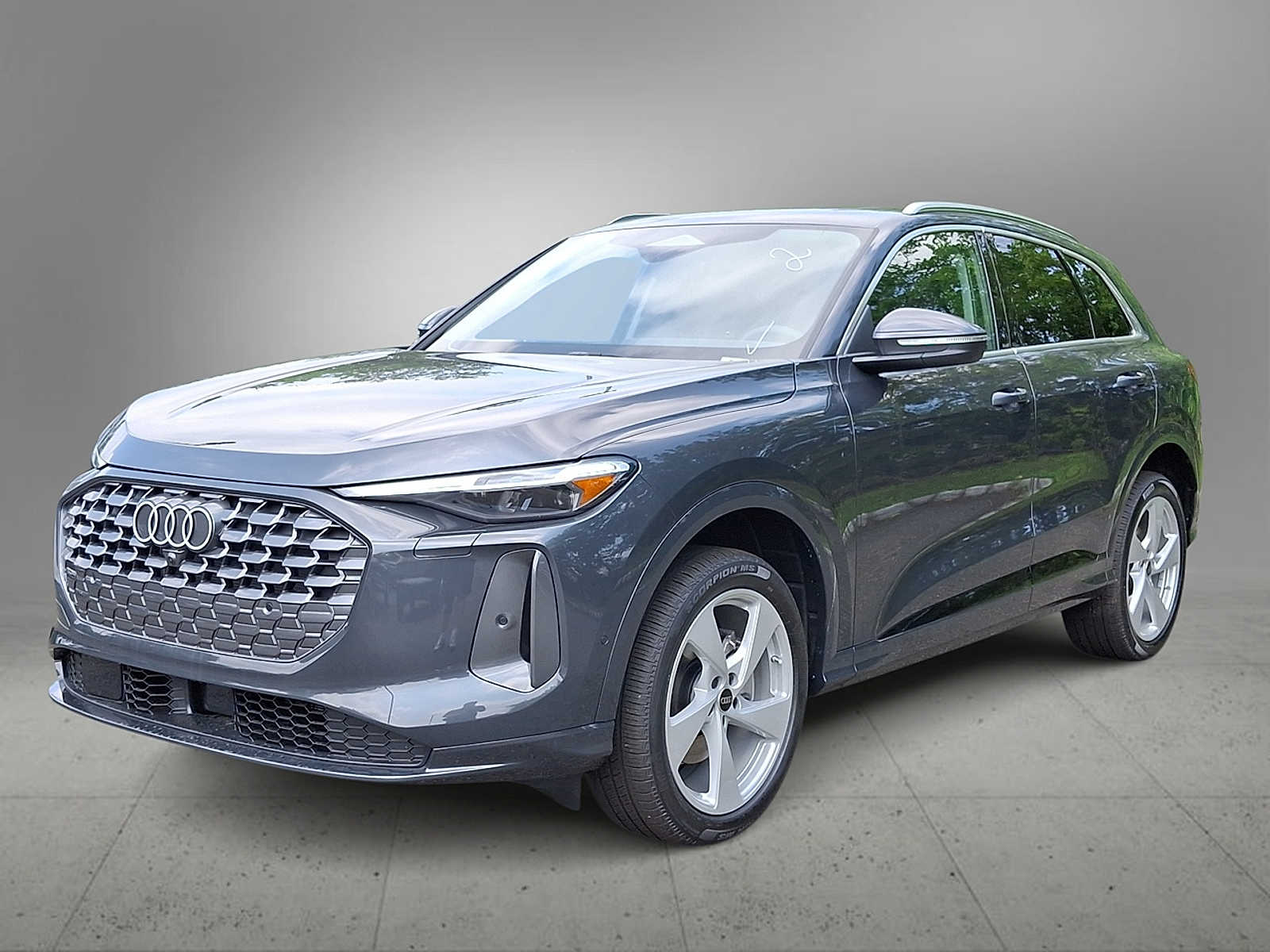 Thumbnail: 2025 Audi Q5 - 1