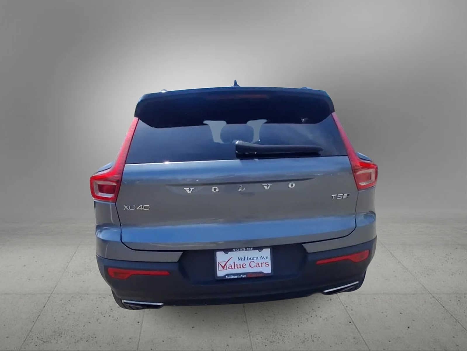 Thumbnail: 2019 Volvo XC40 - 7