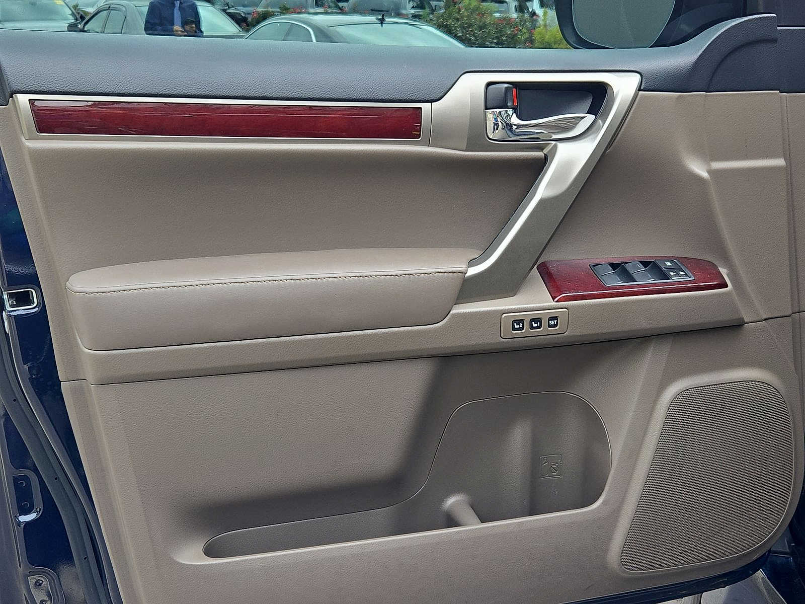 Thumbnail: 2019 Lexus GX - 16