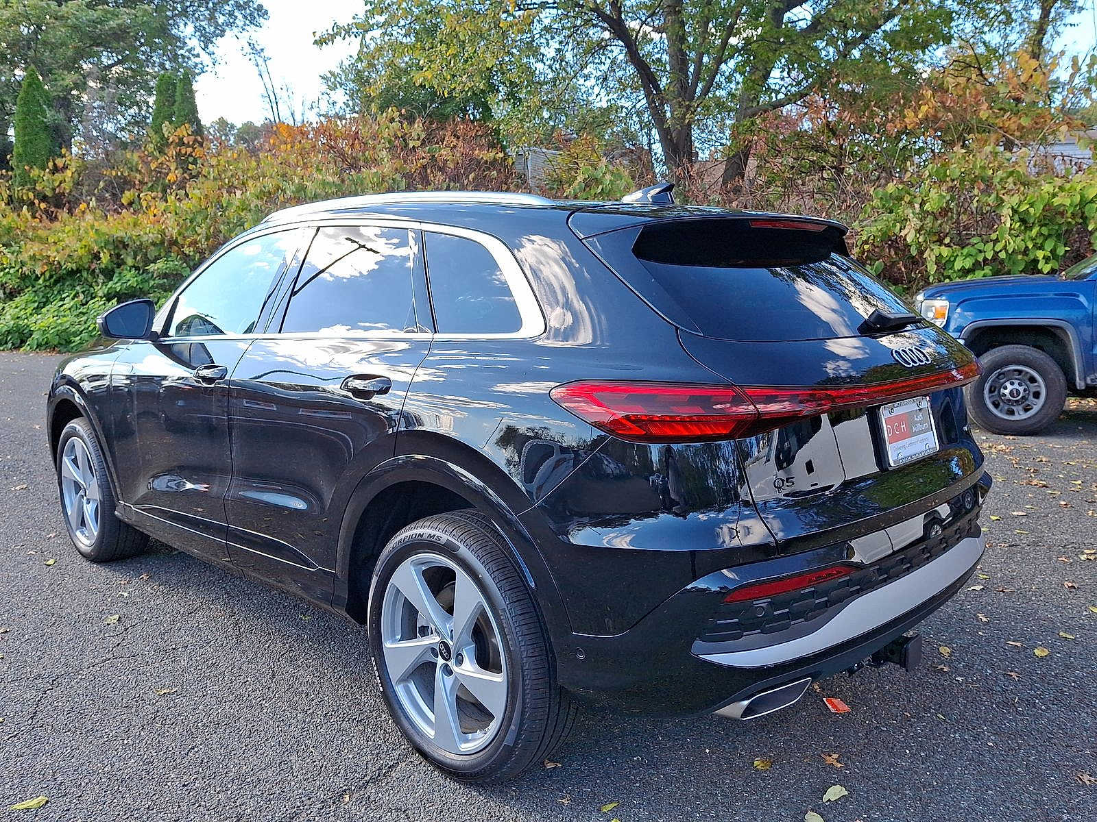 Thumbnail: 2025 Audi Q5 - 12