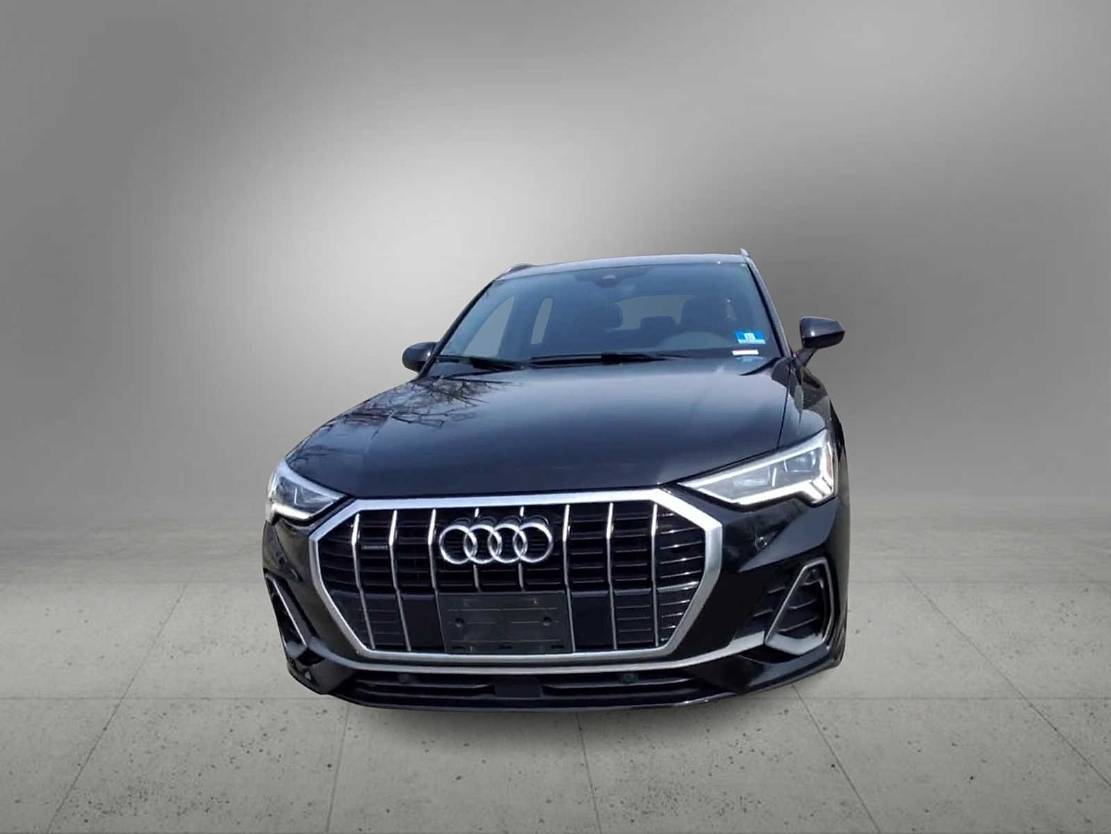 Thumbnail: 2021 Audi Q3 - 3