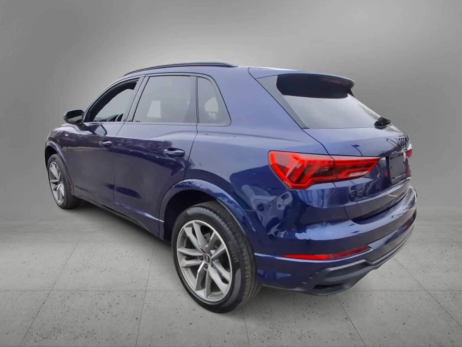 Thumbnail: 2022 Audi Q3 - 6