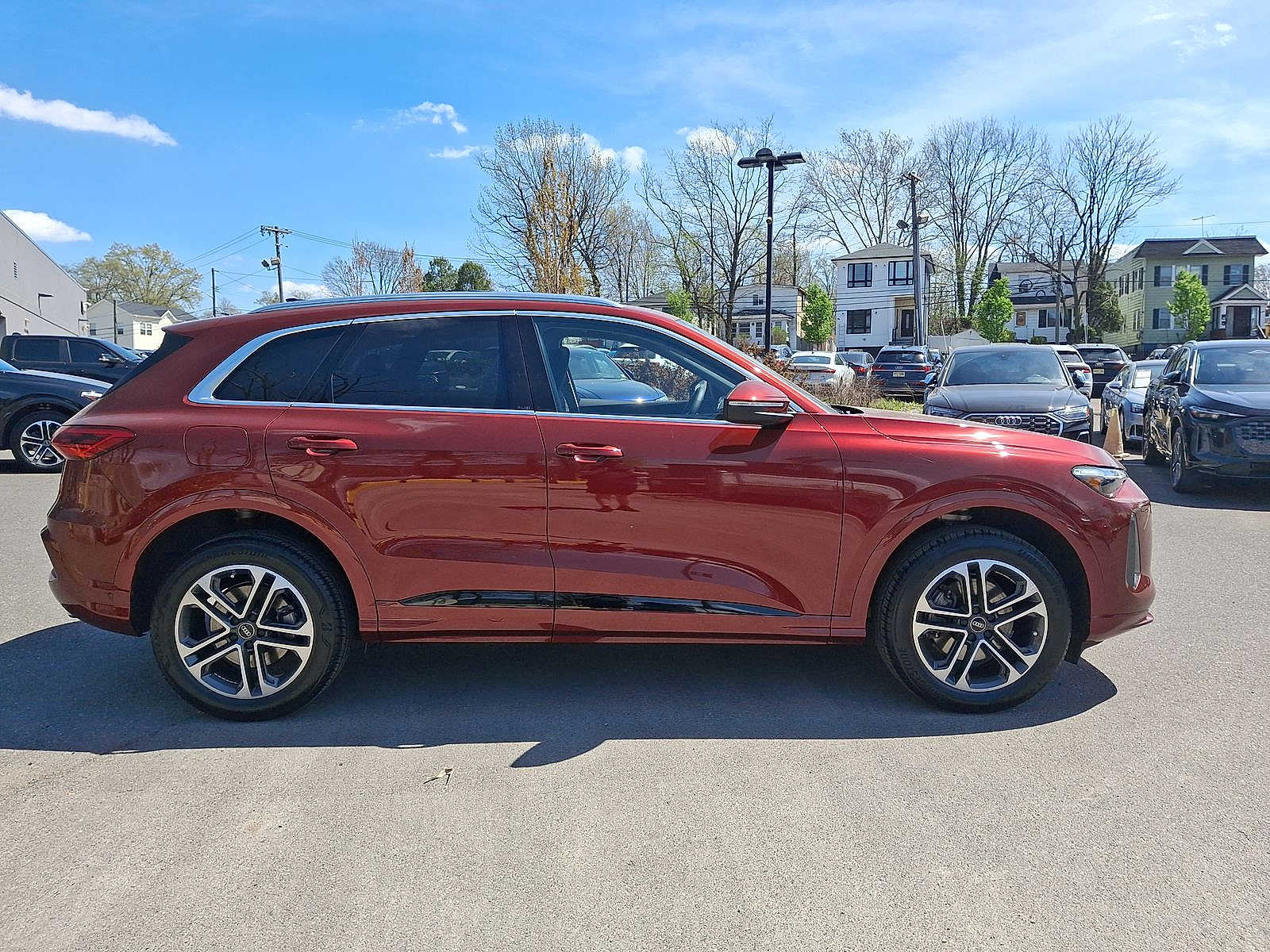 Thumbnail: 2025 Audi Q5 - 26