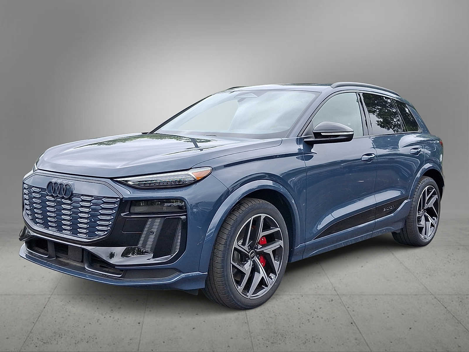 2025 Audi SQ6 e-tron Prestige -
                  Maplewood, NJ