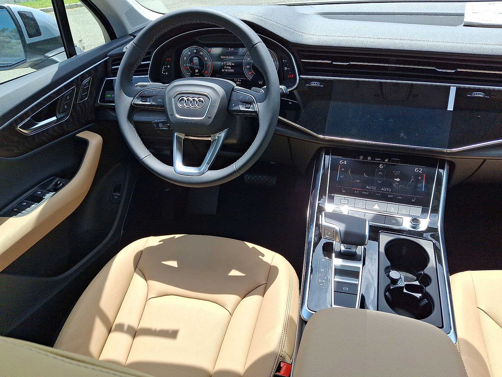 Thumbnail: 2026 Audi Q7 - 15