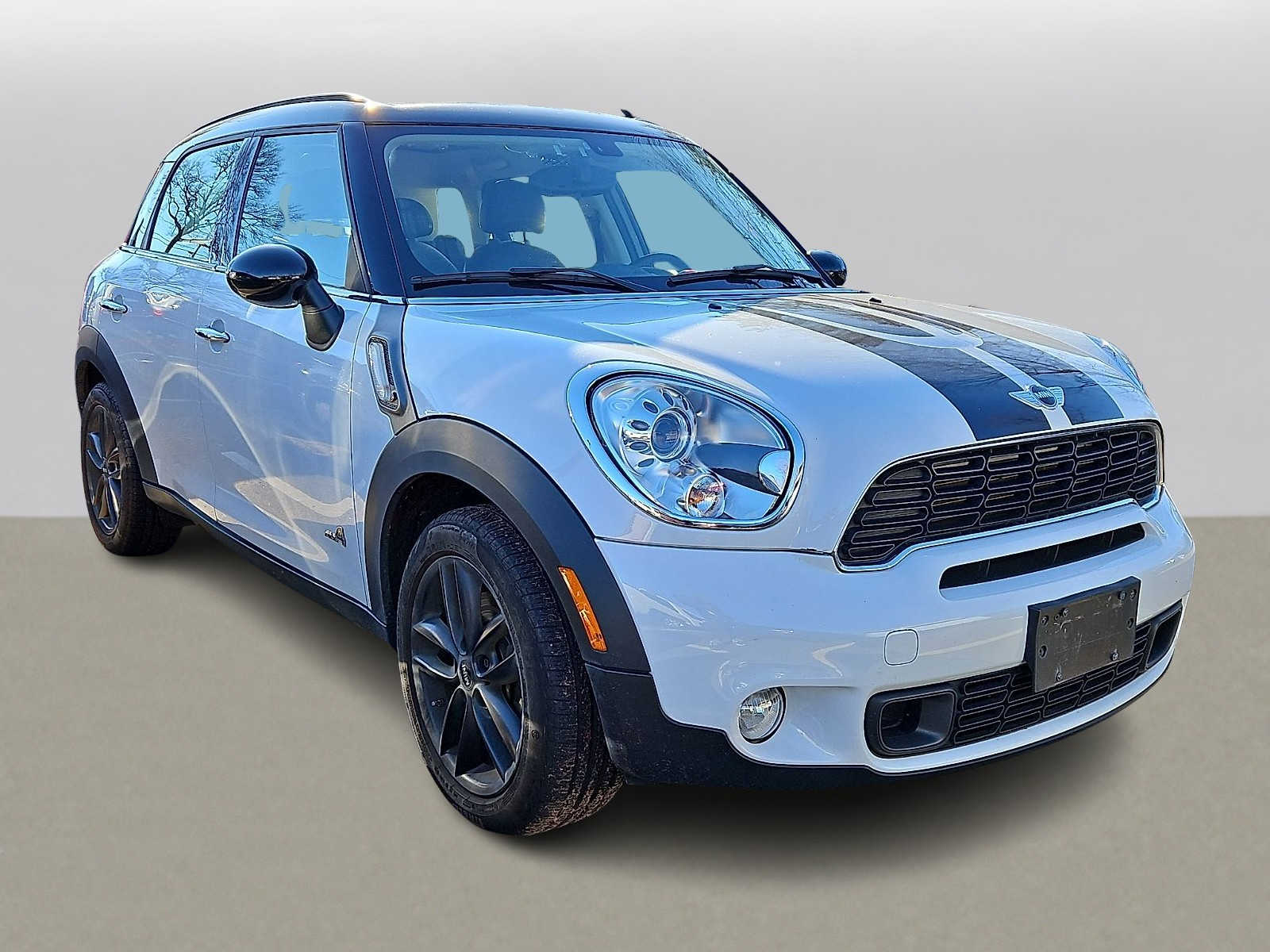 Thumbnail: 2012 MINI Cooper Countryman - 3