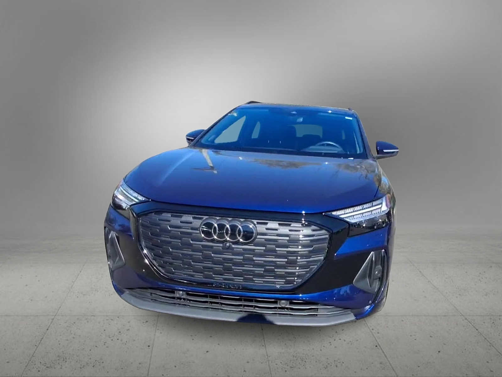 2023 Audi Q4 50 E-tron Prestige photo 3