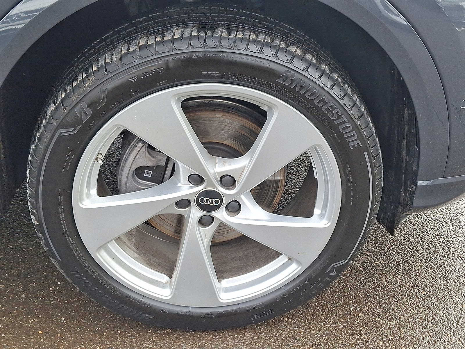 Thumbnail: 2025 Audi Q5 - 27