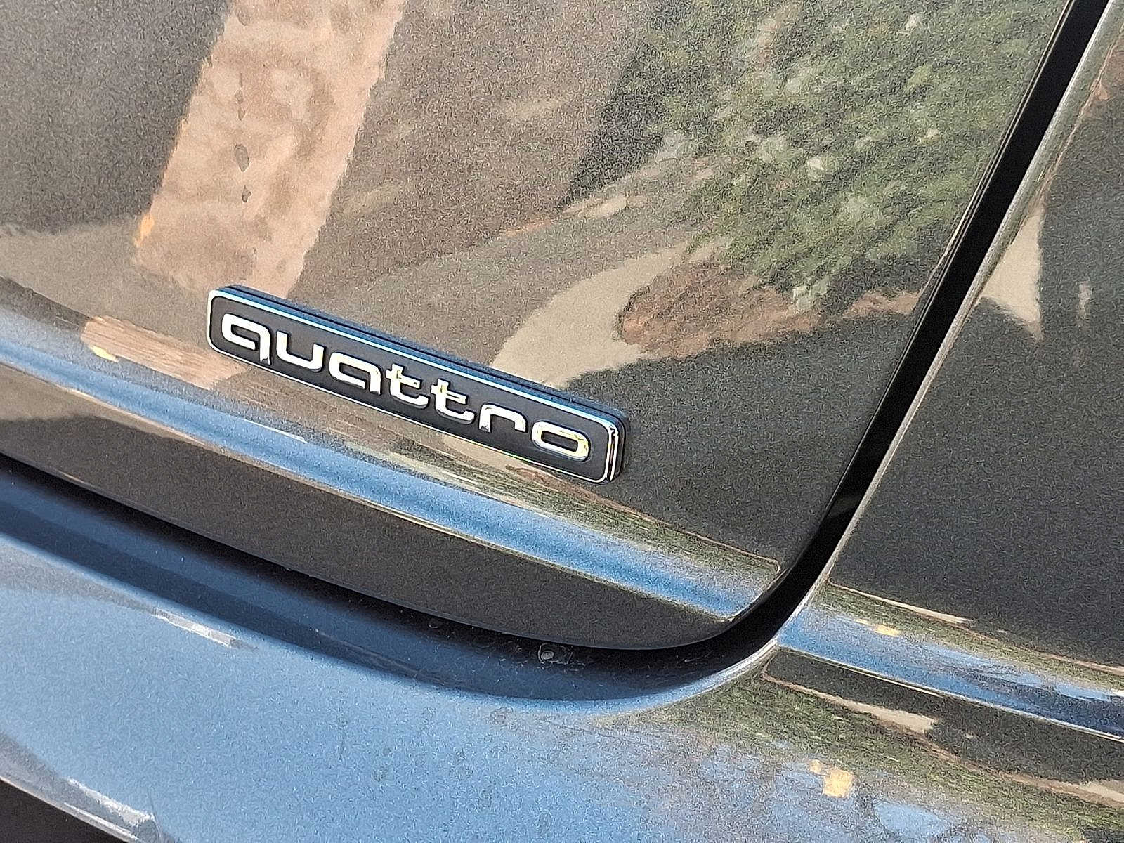 Thumbnail: 2021 Audi Q8 - 24