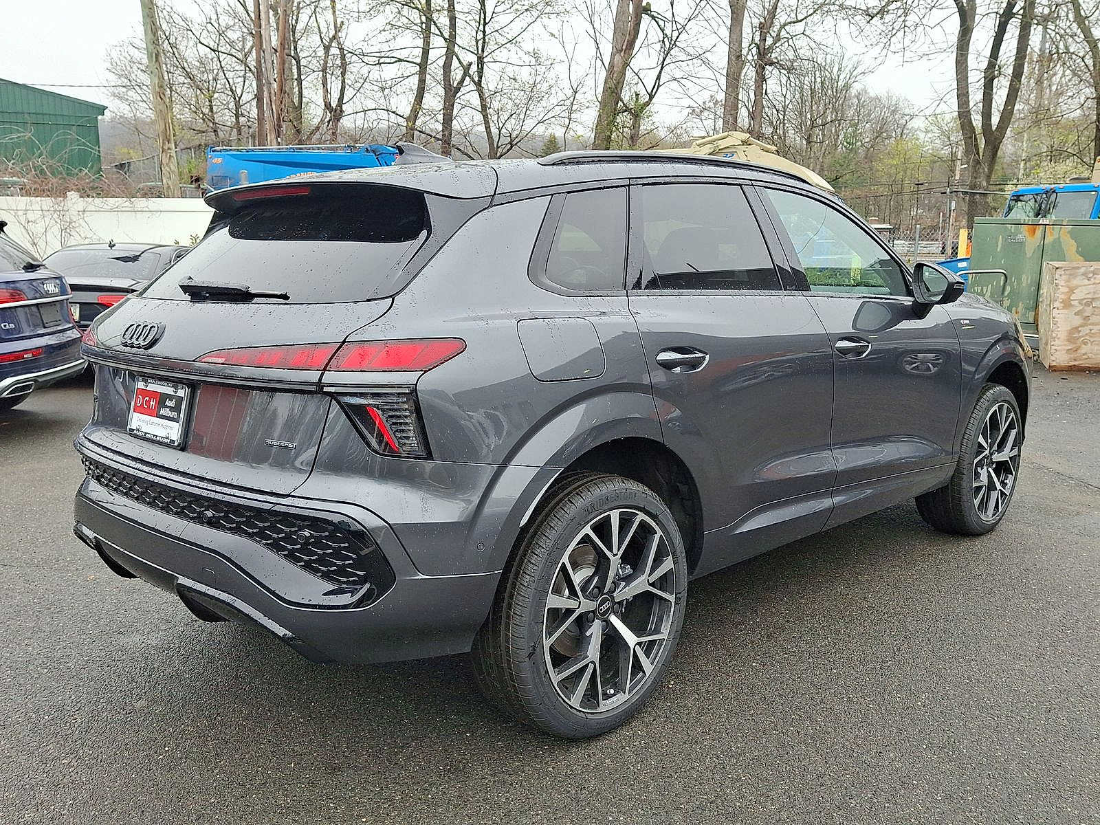 Thumbnail: 2026 Audi Q3 - 11