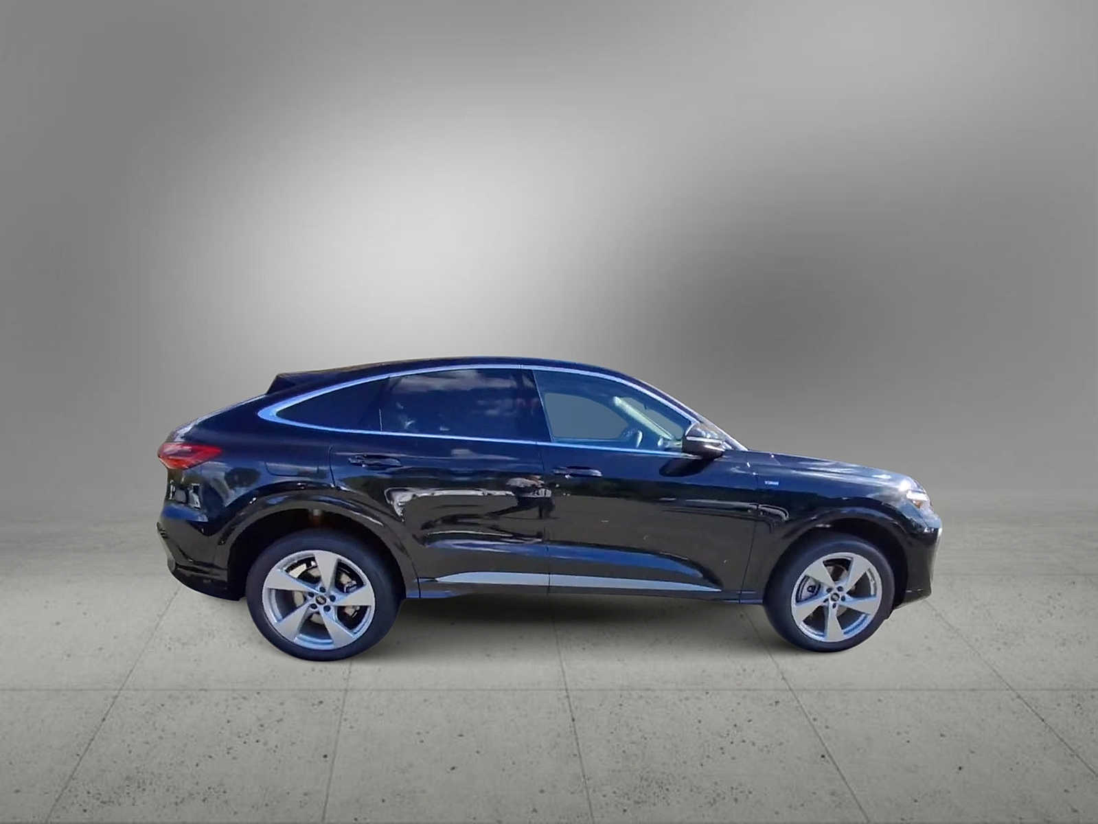 Thumbnail: 2025 Audi Q5 - 9