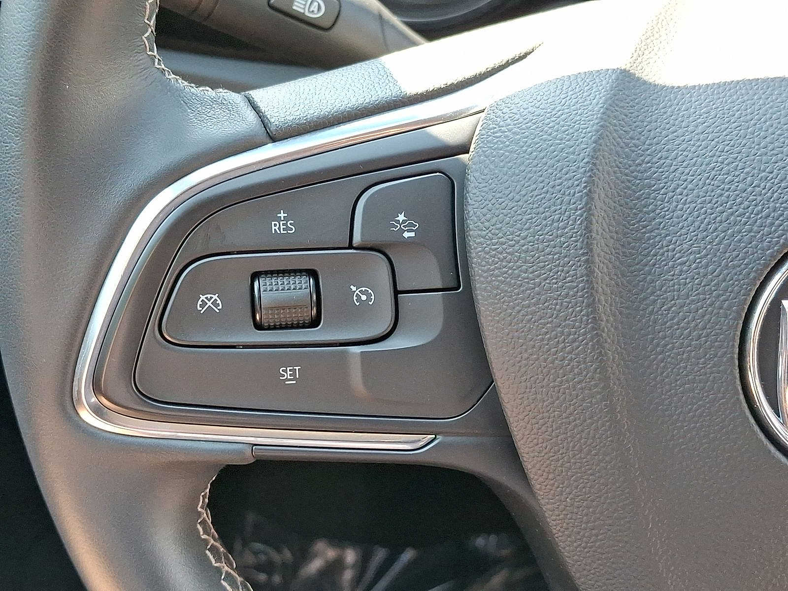Thumbnail: 2023 Buick Encore GX - 15