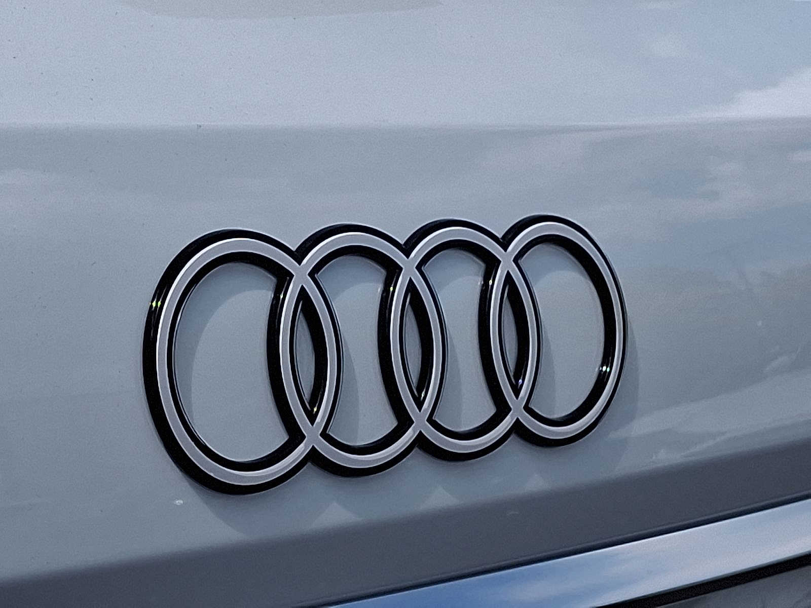 Thumbnail: 2025 Audi Q7 - 17