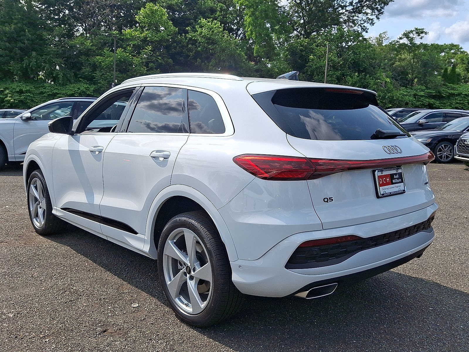 Thumbnail: 2025 Audi Q5 - 11