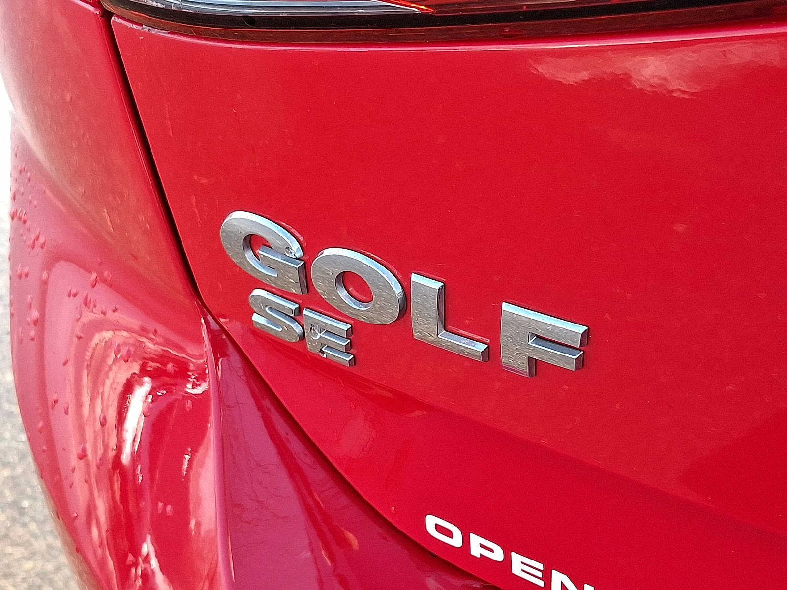 Thumbnail: 2016 Volkswagen Golf - 24