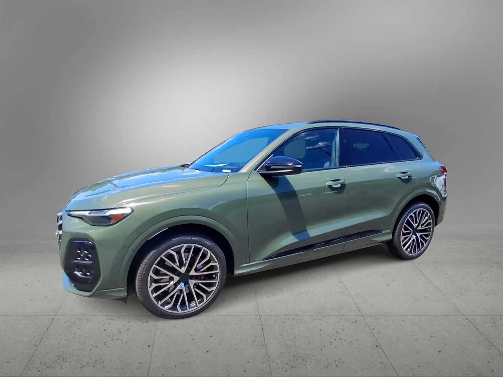 Thumbnail: 2026 Audi SQ5 - 4