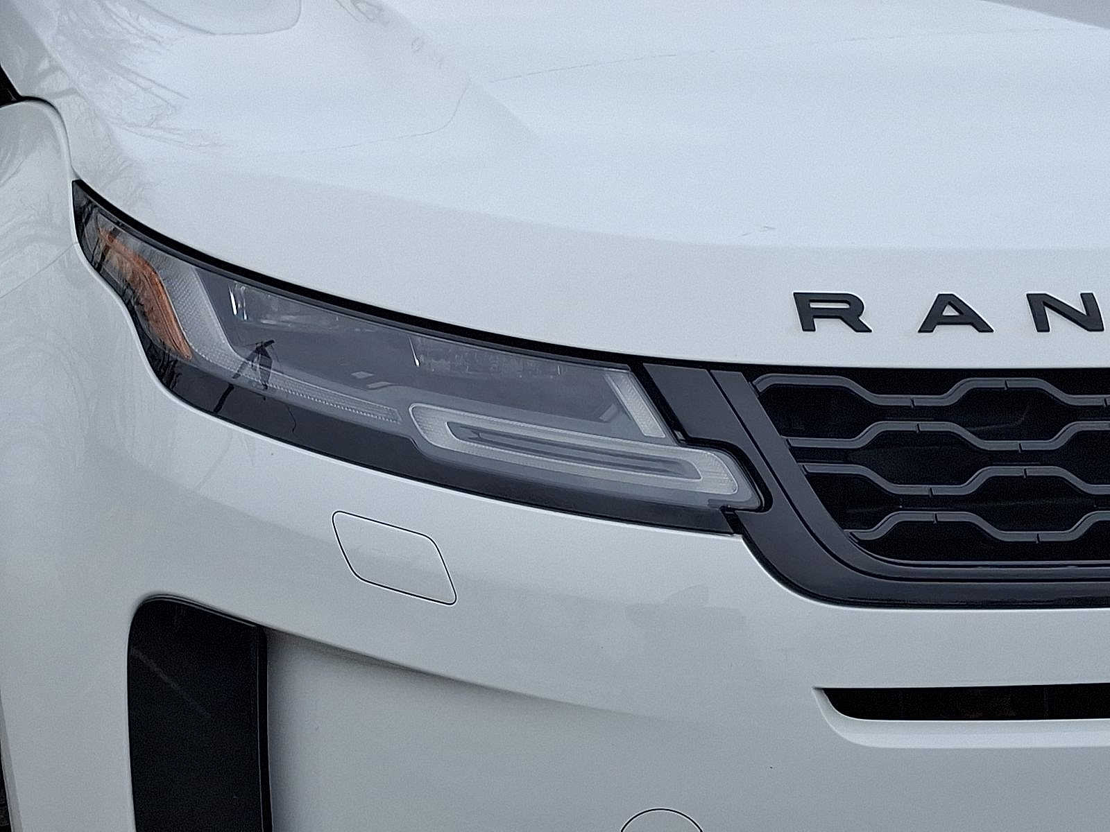 Thumbnail: 2023 Land Rover Range Rover Evoque - 28