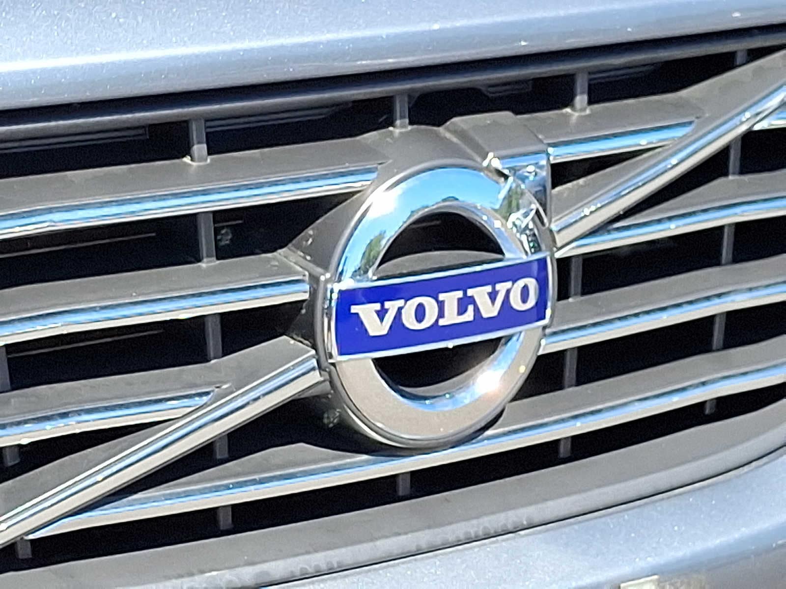 Thumbnail: 2017 Volvo XC60 - 4
