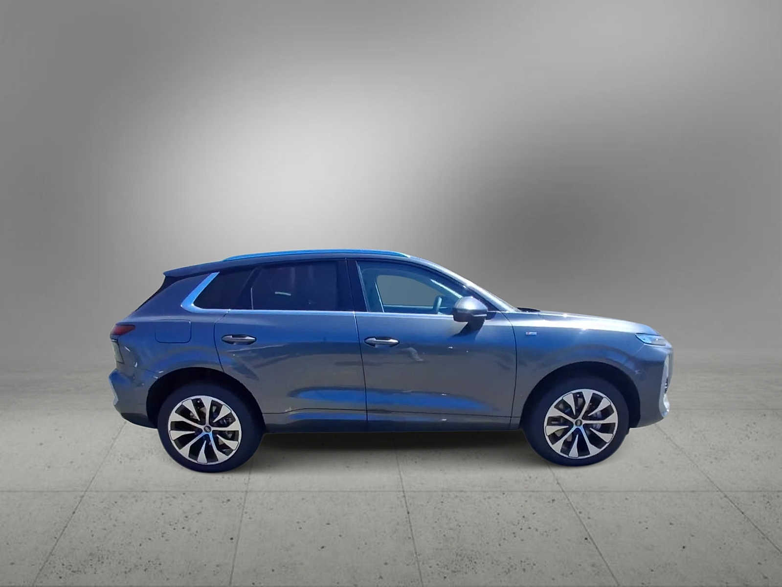 Thumbnail: 2026 Audi Q3 - 9