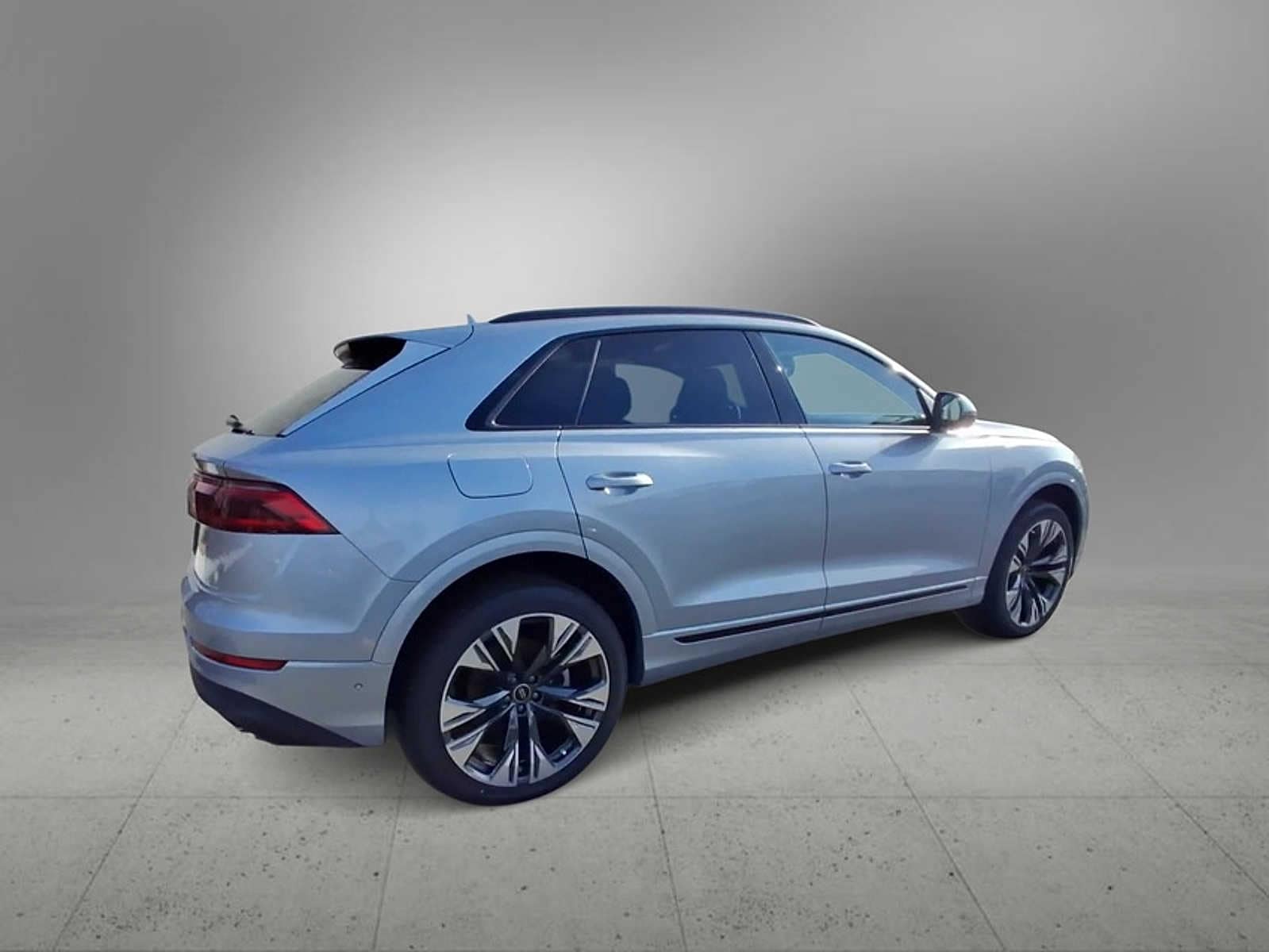 Thumbnail: 2025 Audi Q8 - 8