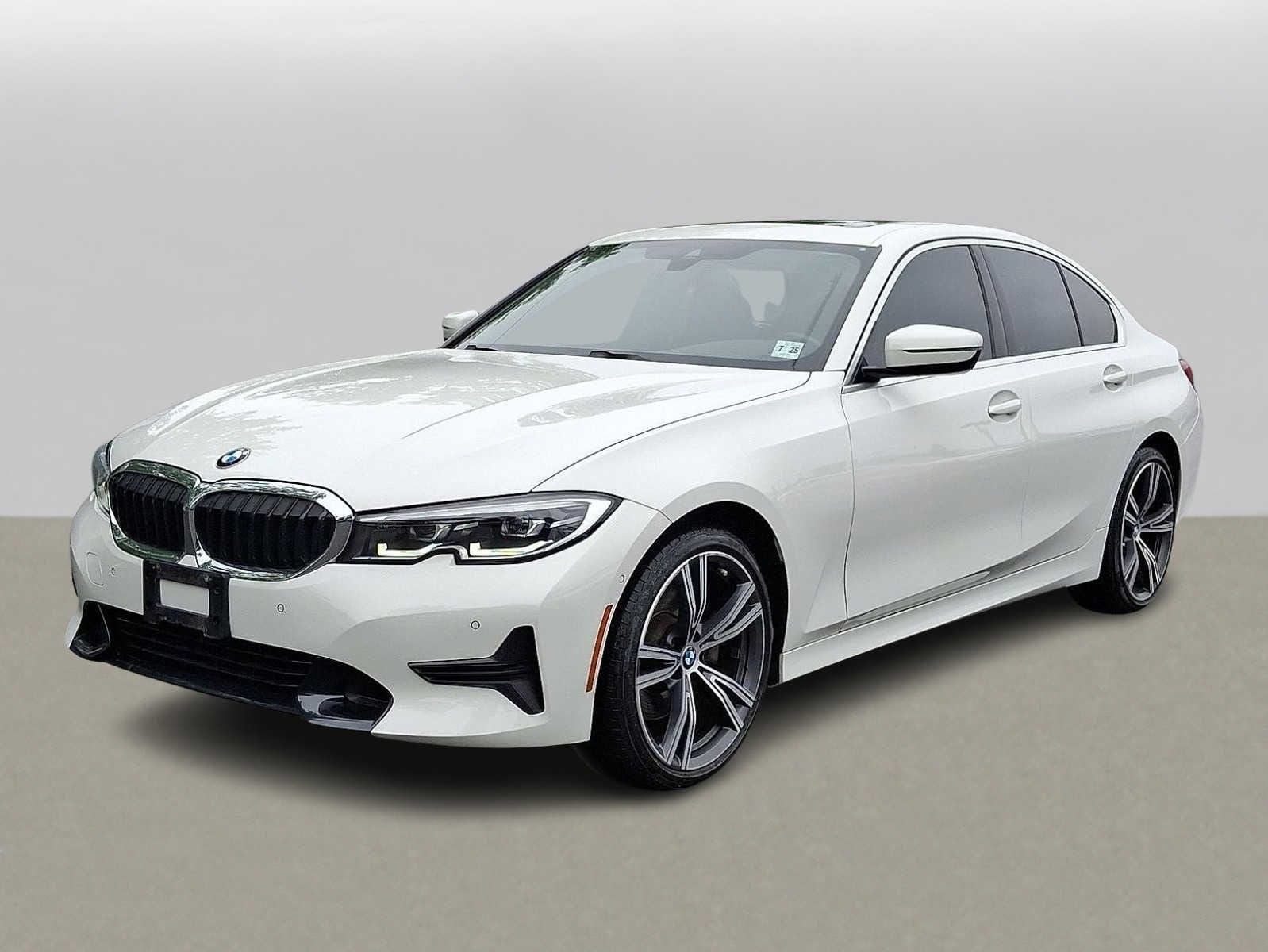 2020 BMW 3 Series 330i xDrive Hero Image