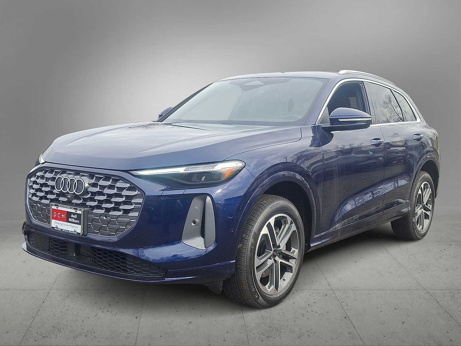 Thumbnail: 2025 Audi Q5 - 1