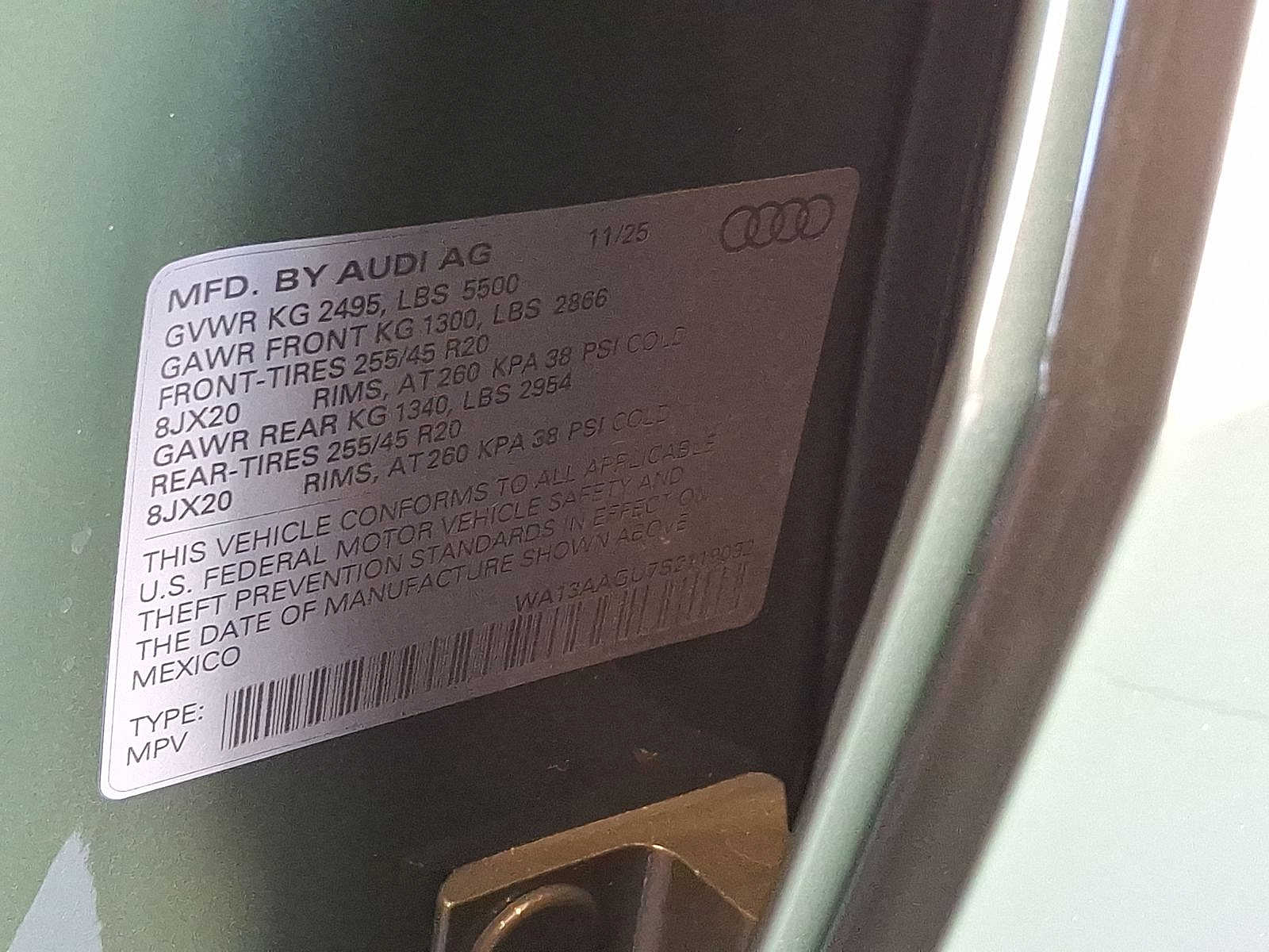 Thumbnail: 2025 Audi Q5 - 7