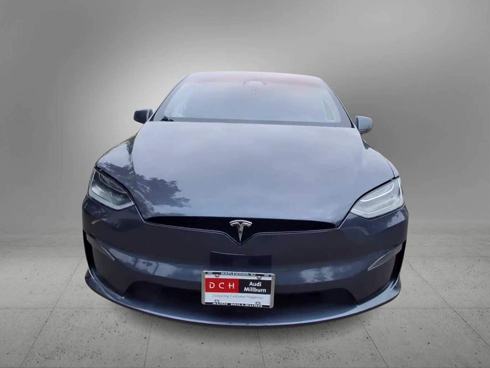 Thumbnail: 2023 Tesla Model X - 3