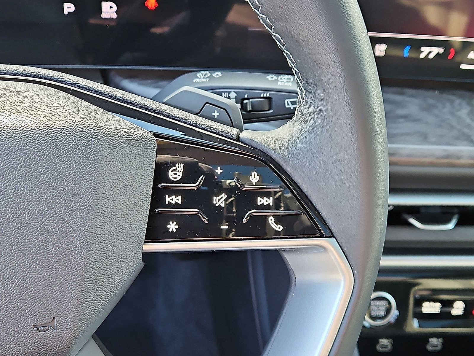 Thumbnail: 2025 Audi Q5 - 18