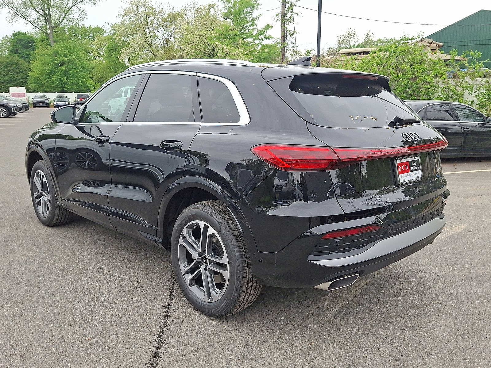 Thumbnail: 2026 Audi Q5 - 12