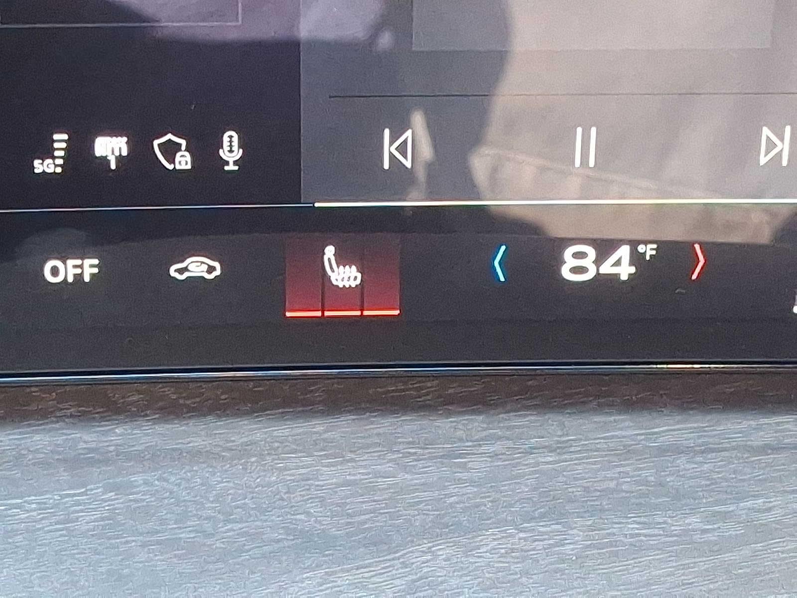 Thumbnail: 2025 Audi Q5 - 19