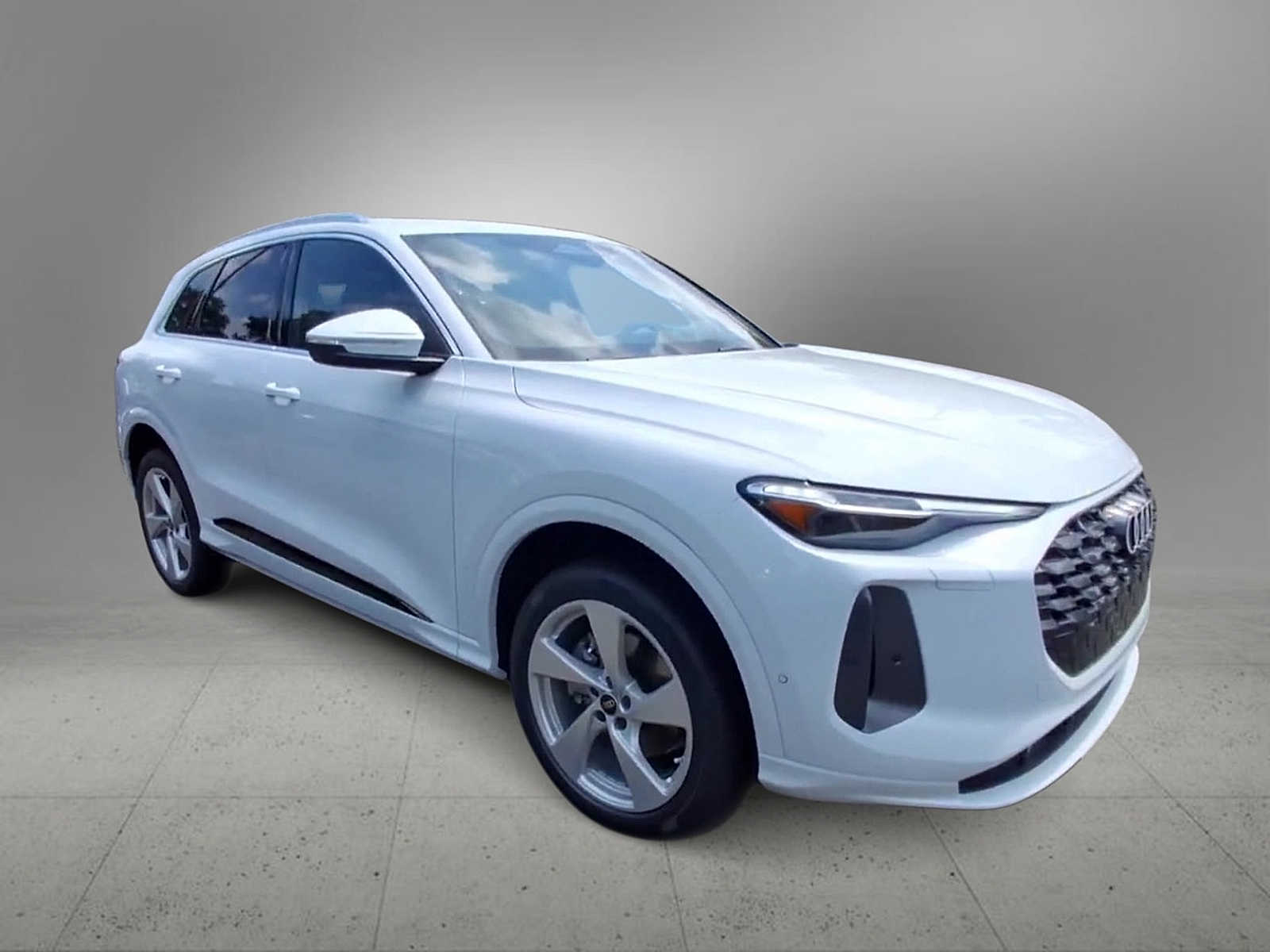 Thumbnail: 2025 Audi Q5 - 2