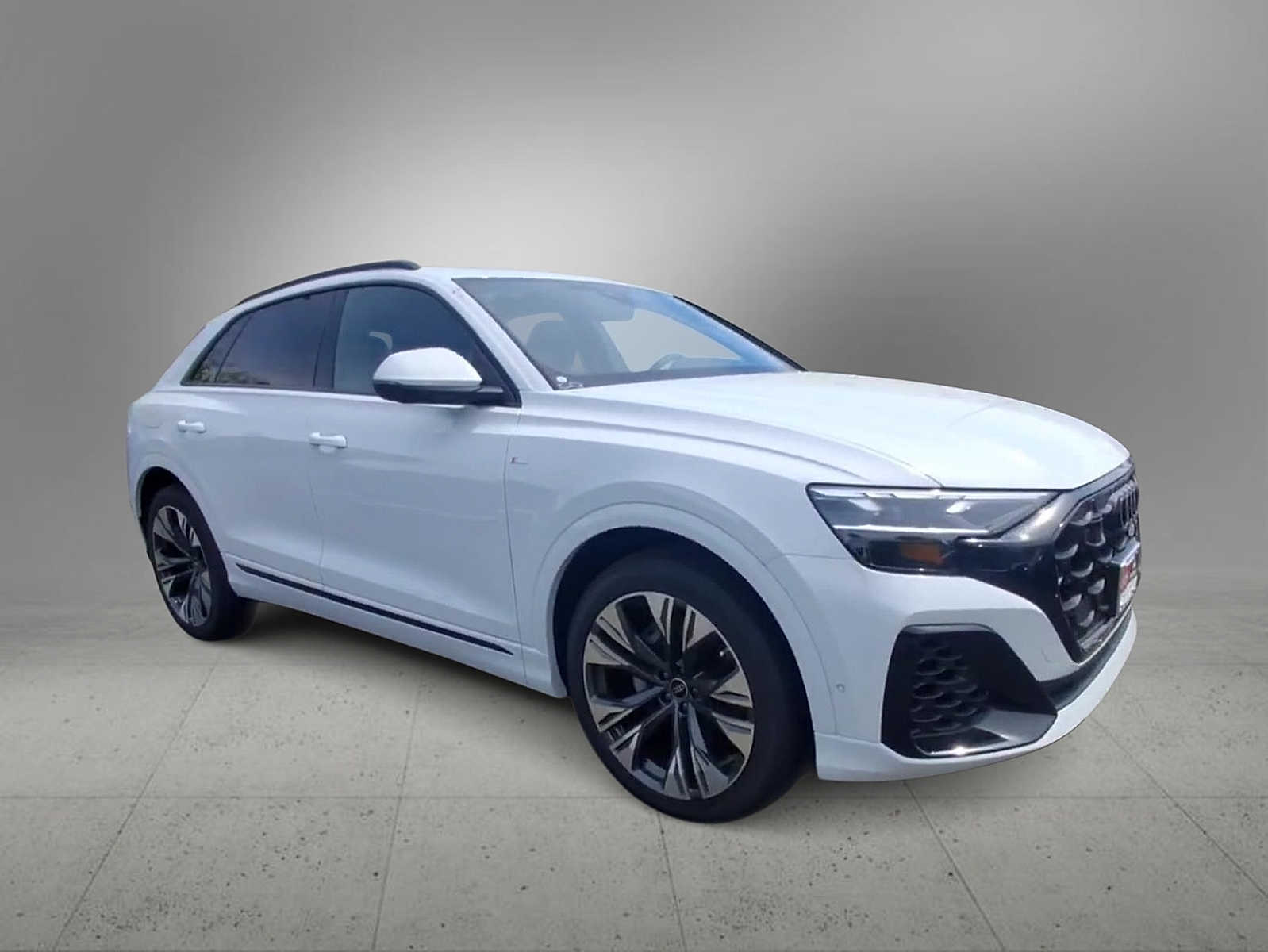 Thumbnail: 2026 Audi Q8 - 2