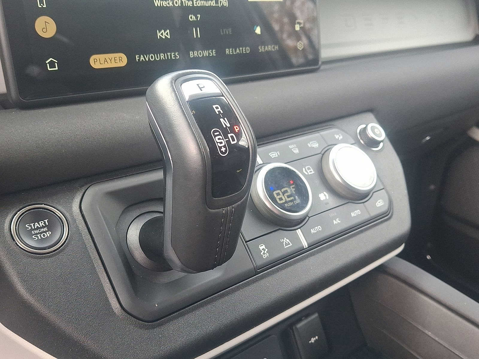 Thumbnail: 2023 Land Rover Defender - 11