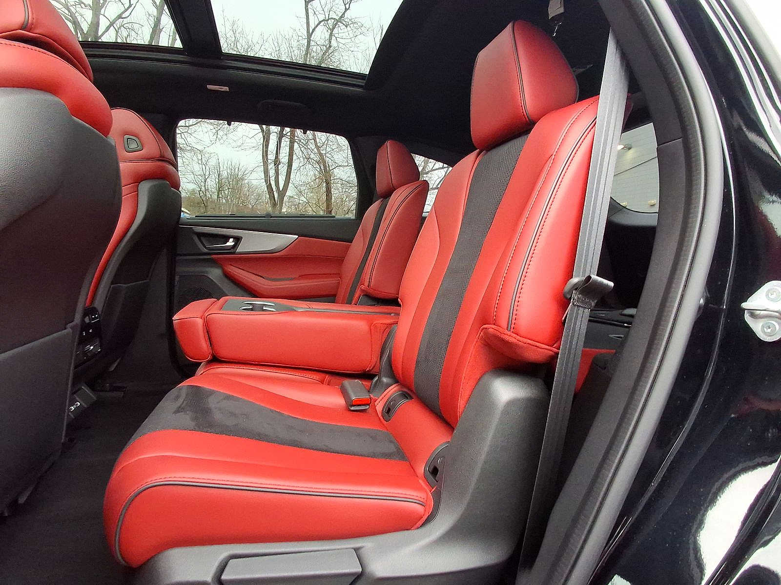 Thumbnail: 2023 Acura MDX - 19