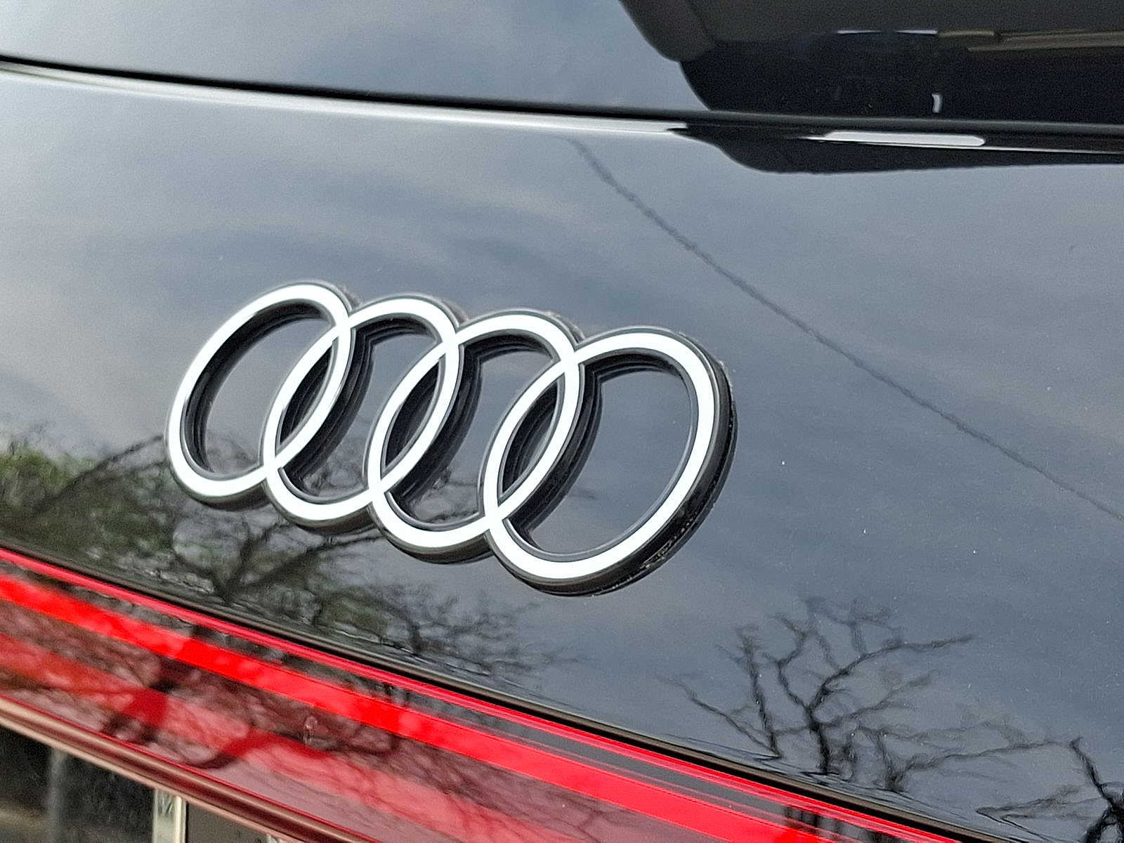 Thumbnail: 2025 Audi Q5 - 24