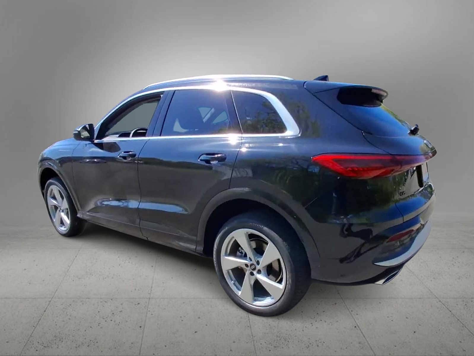 Thumbnail: 2026 Audi Q5 - 6