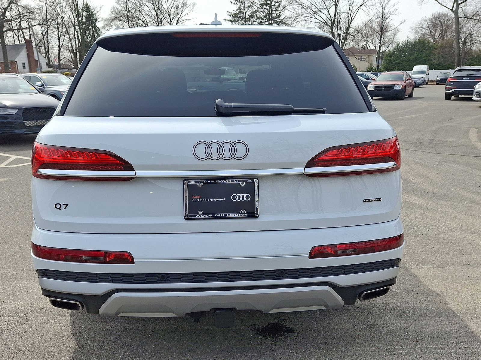 Thumbnail: 2025 Audi Q7 - 23