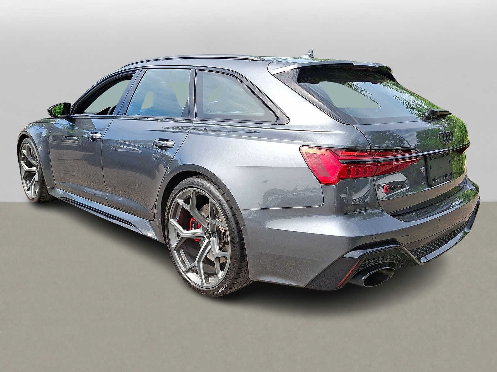 Thumbnail: 2026 Audi RS 6 - 19
